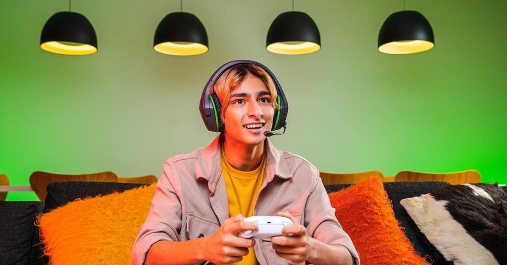 HyperX Cloudx Stinger Core HHSS1C-DG-GY/G Kablosuz Oyuncu Kulaklığı Teşhir