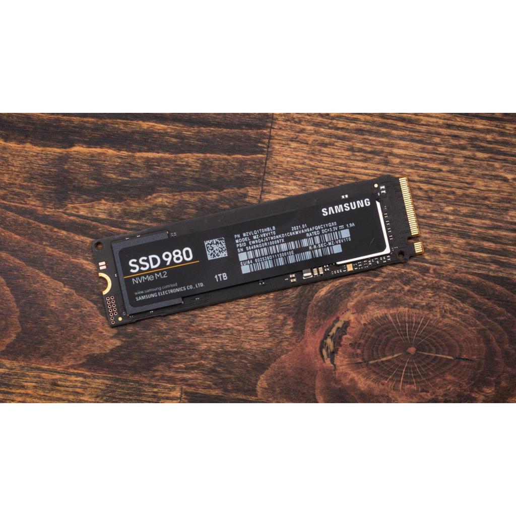 منفذ SSD M.2 PCI-Express 3.0 سعة 1 تيرابايت من Samsung 980 MZ-V8V1T0BW