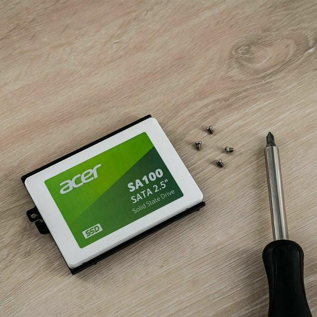 Acer SA100-240GB SATA 3.0 2.5" 240 GB SSD Teşhir