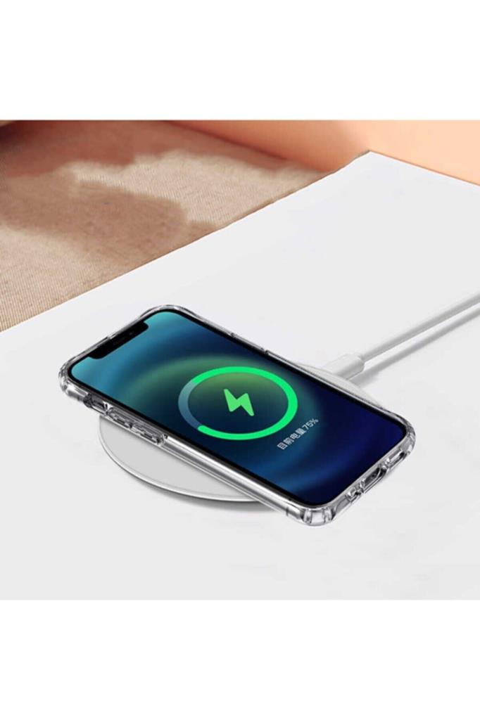 Apple MagSafe özellikli Şeffaf Kılıf (iPhone 13) Outlet
