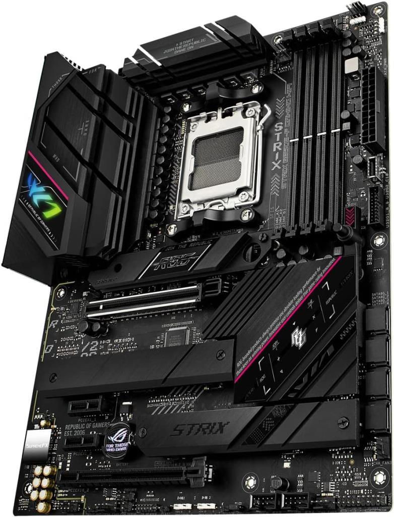 Asus Rog Strix B650E-F Gaming Wi-Fi AMD AM5 DDR5 ATX Anakart Teşhir