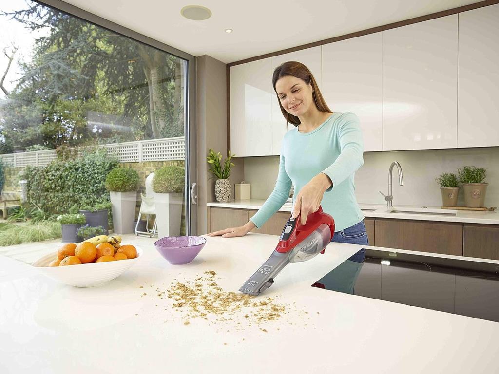 Black+Decker DVA315J 10.8 V Şarjlı Süpürge Teşhir