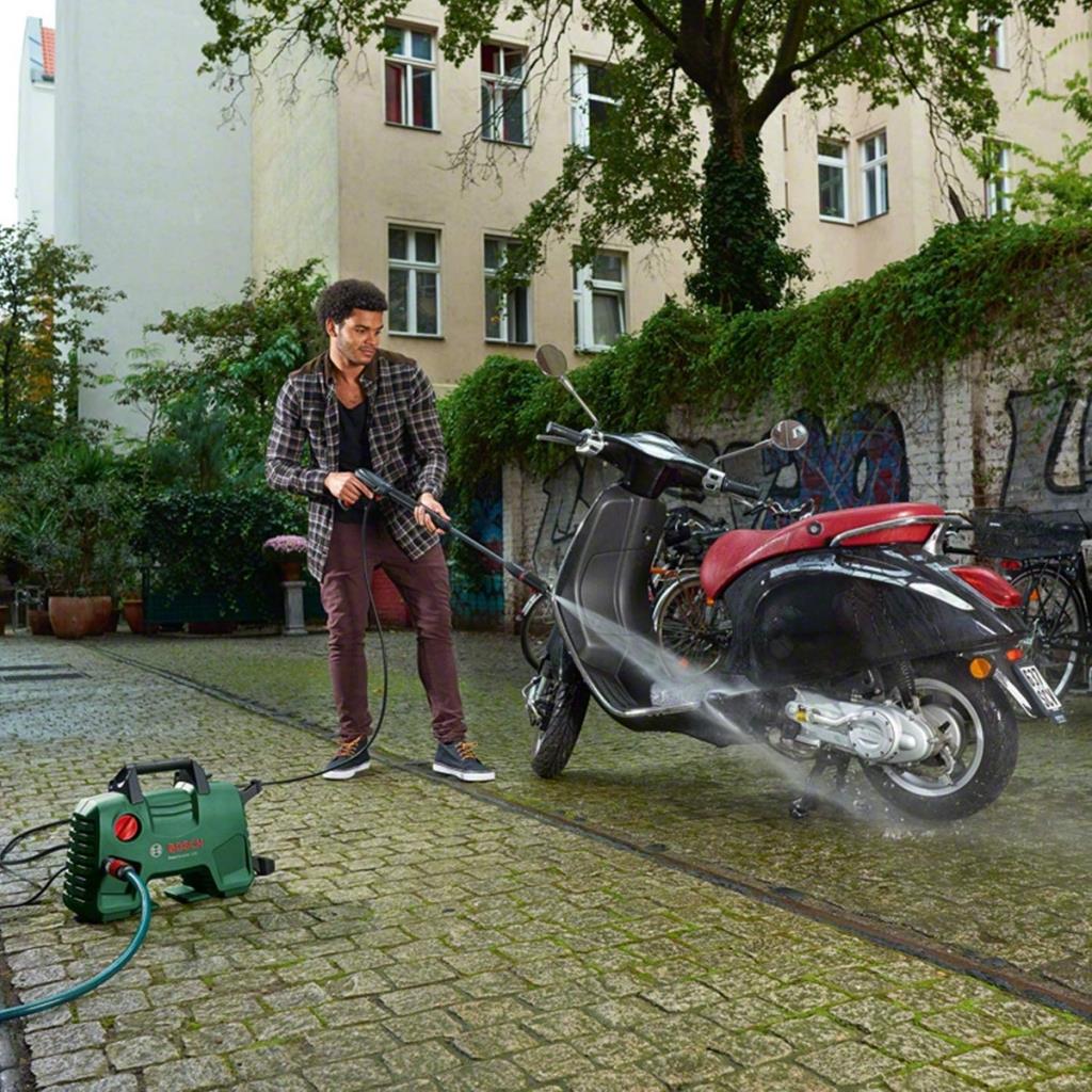 Bosch EasyAquatak 120 1500 W Basınçlı Yıkama Makinesi