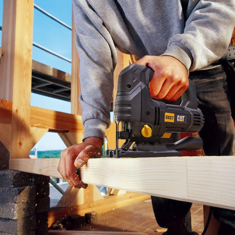 Cat DX57 750 W Dekupaj Testere Teşhir