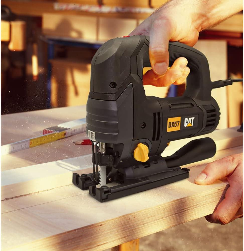 Cat DX57 750 W Dekupaj Testere Teşhir