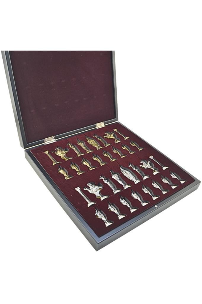طقم شطرنج إنجليزي كبير الحجم من GiftHome. طاولة MDF بتصميم عتيق ورخامي (36×36 سم.) - منفذ بيع