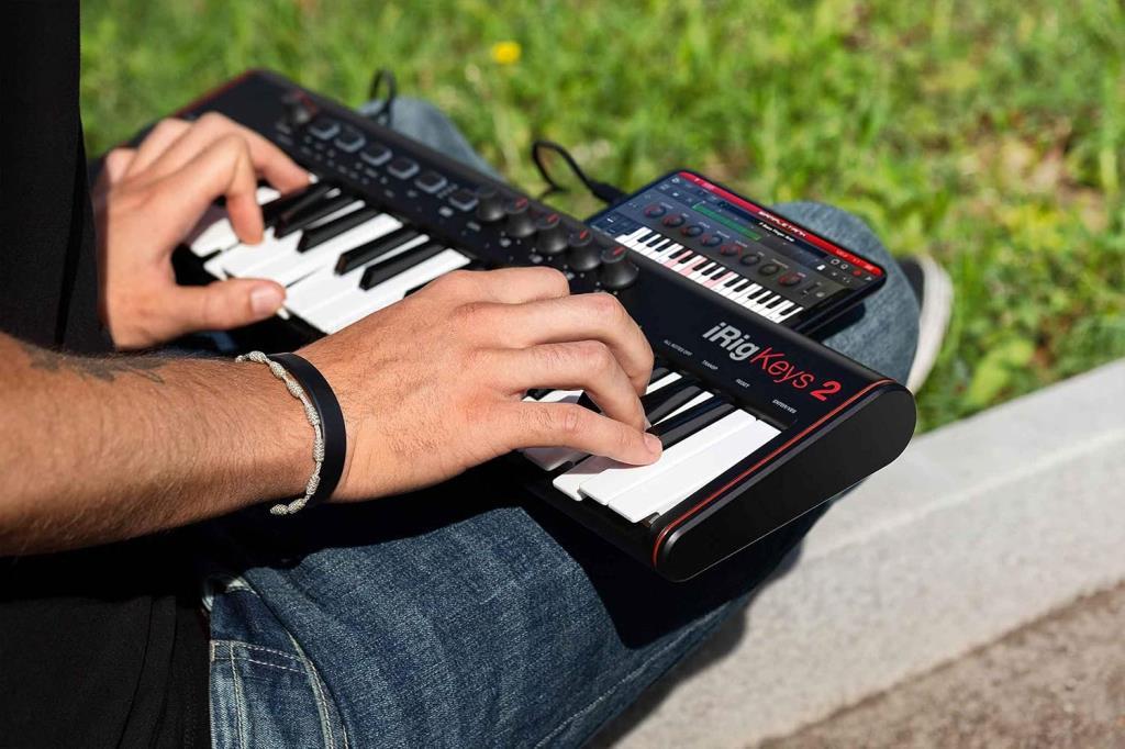 IK Multimedia Irig Keys 2 Pro 37 Tuşlu Midi Klavye