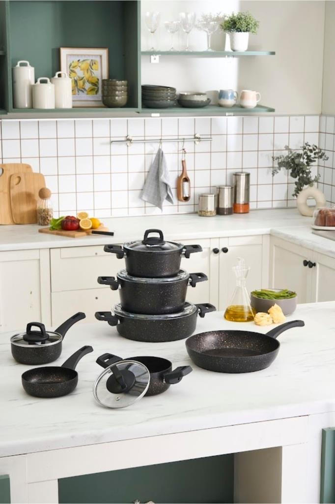 Karaca Bio Granit Blackgold 12 Parça Tencere Seti Outlet