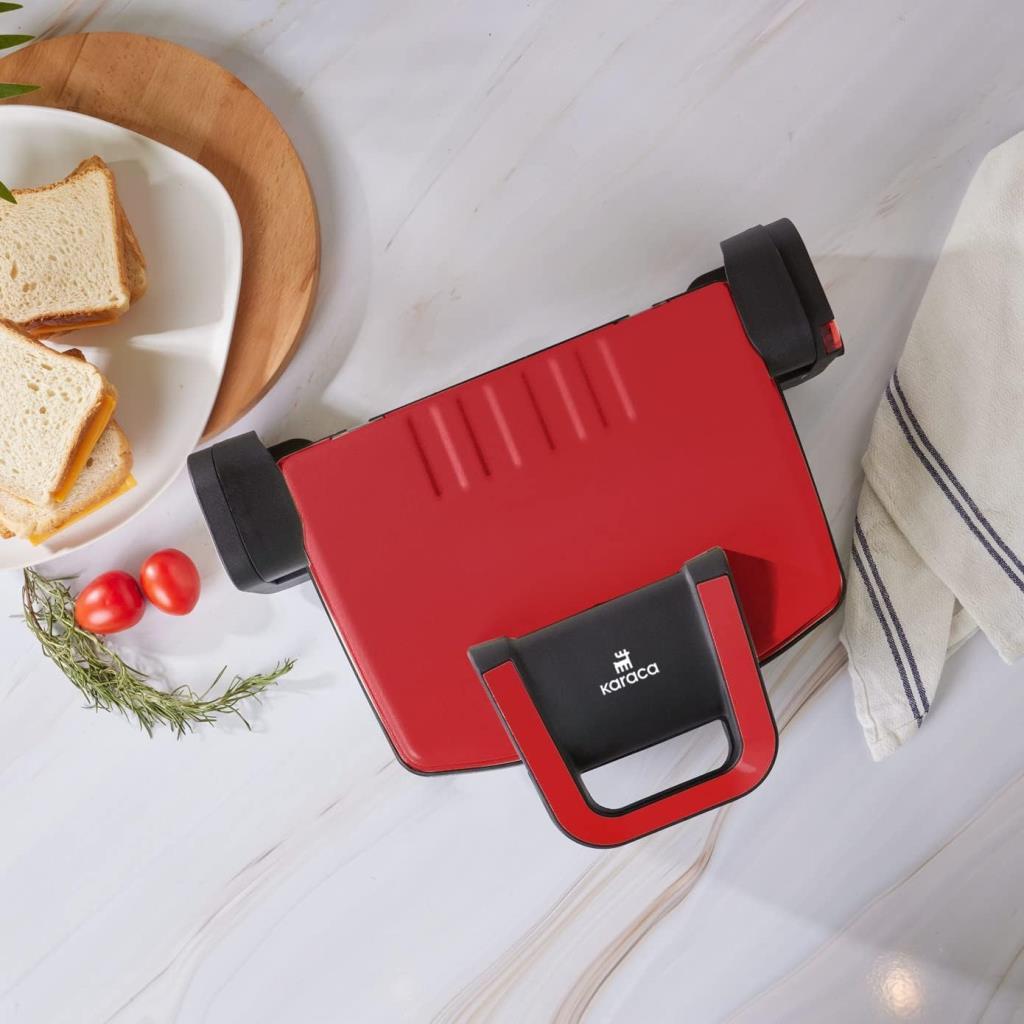 Karaca Future Essential Matte Red 1800 W Tost Makinesi Teşhir