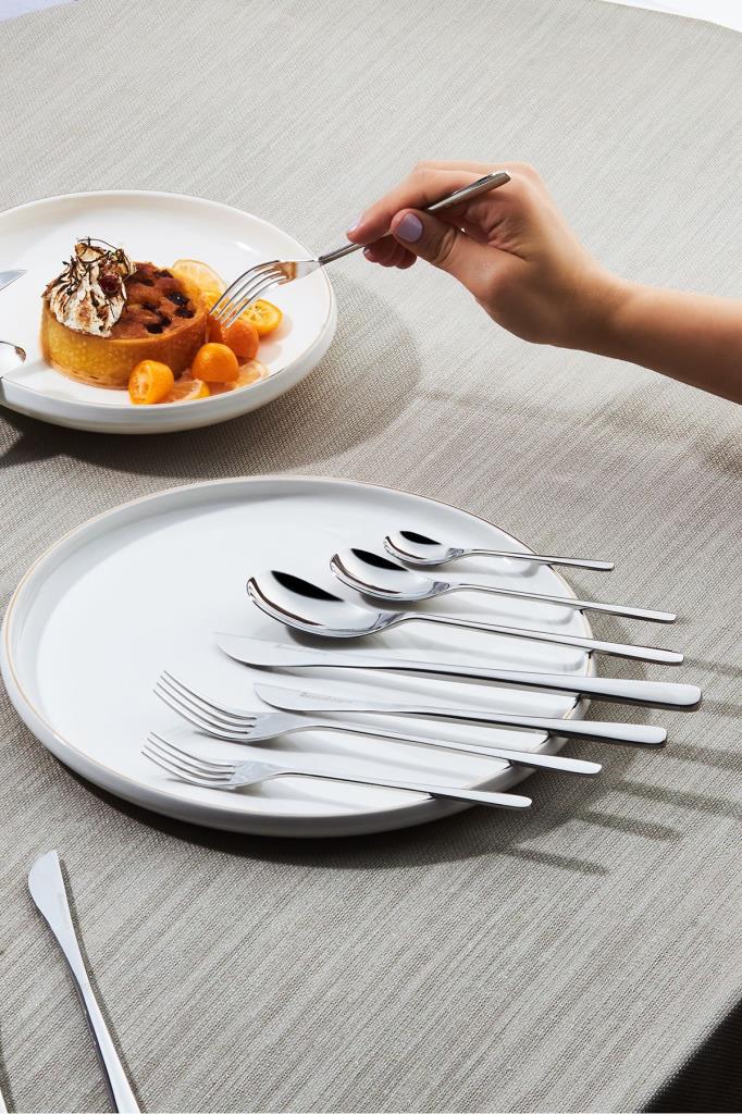 Karaca Influx 316 Premium 84 Parça 12 Kişilik Çatal Kaşık Bıçak Takımı Teşhir