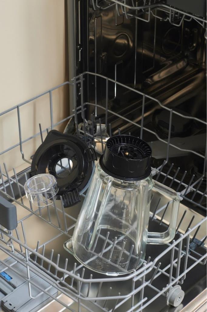 Karaca 1000 W Inox Cam Hazneli Smoothie Blender Teşhir