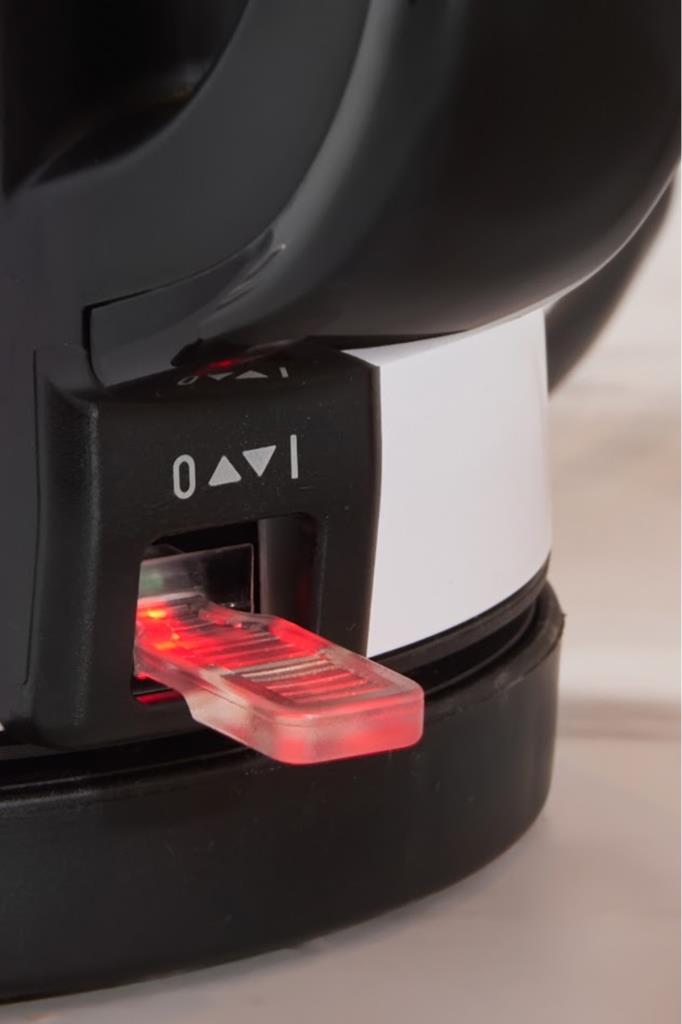 Karaca Tea Glass 2in1 1650 W Lila Çelik Çay Makinesi Teşhir