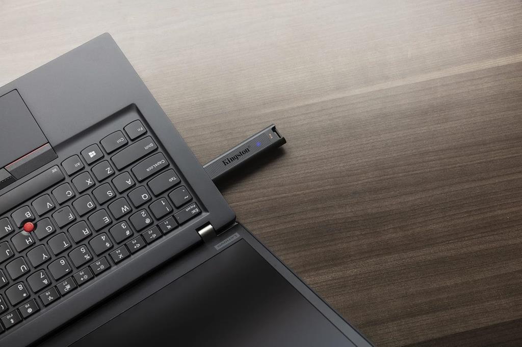 Kingston DataTraveler Max DTMAX/512GB 512 GB Flash Bellek - Outlet