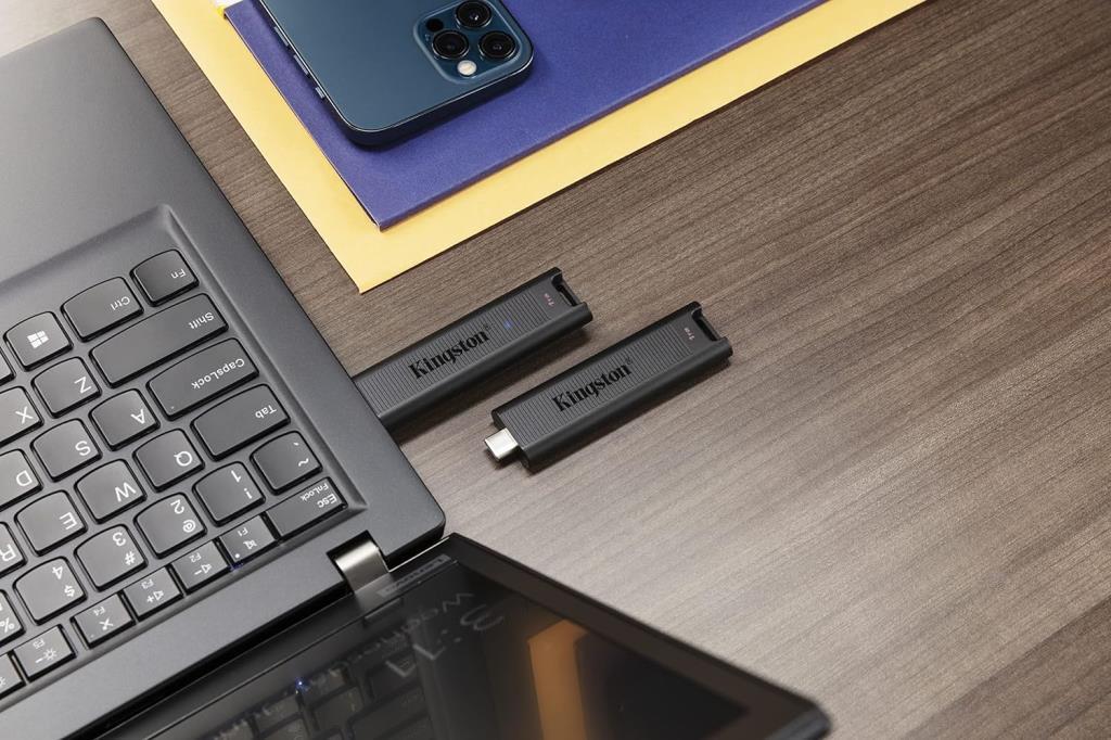 Kingston DataTraveler Max DTMAX/512GB 512 GB Flash Bellek - Outlet