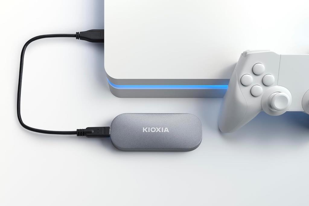Kioxia Exceria Plus 500 GB LXD10S500GG8 SSD USB 3.2 Taşınabilir Disk Outlet