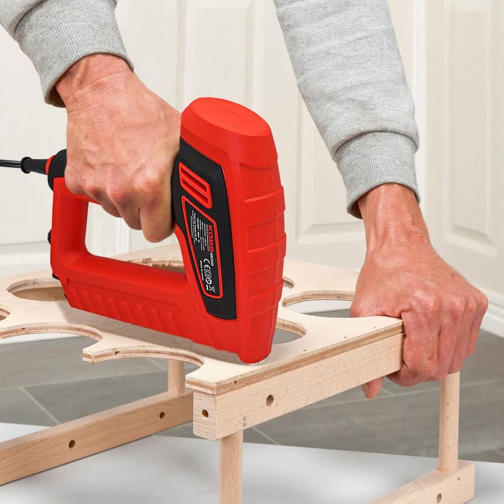 Kobb KBZ200 8-16 mm Zımba ve 15-16 mm Çivi Çakma Makinesi + 3000 Adet Yedek Zımba Ve Çivi Outlet