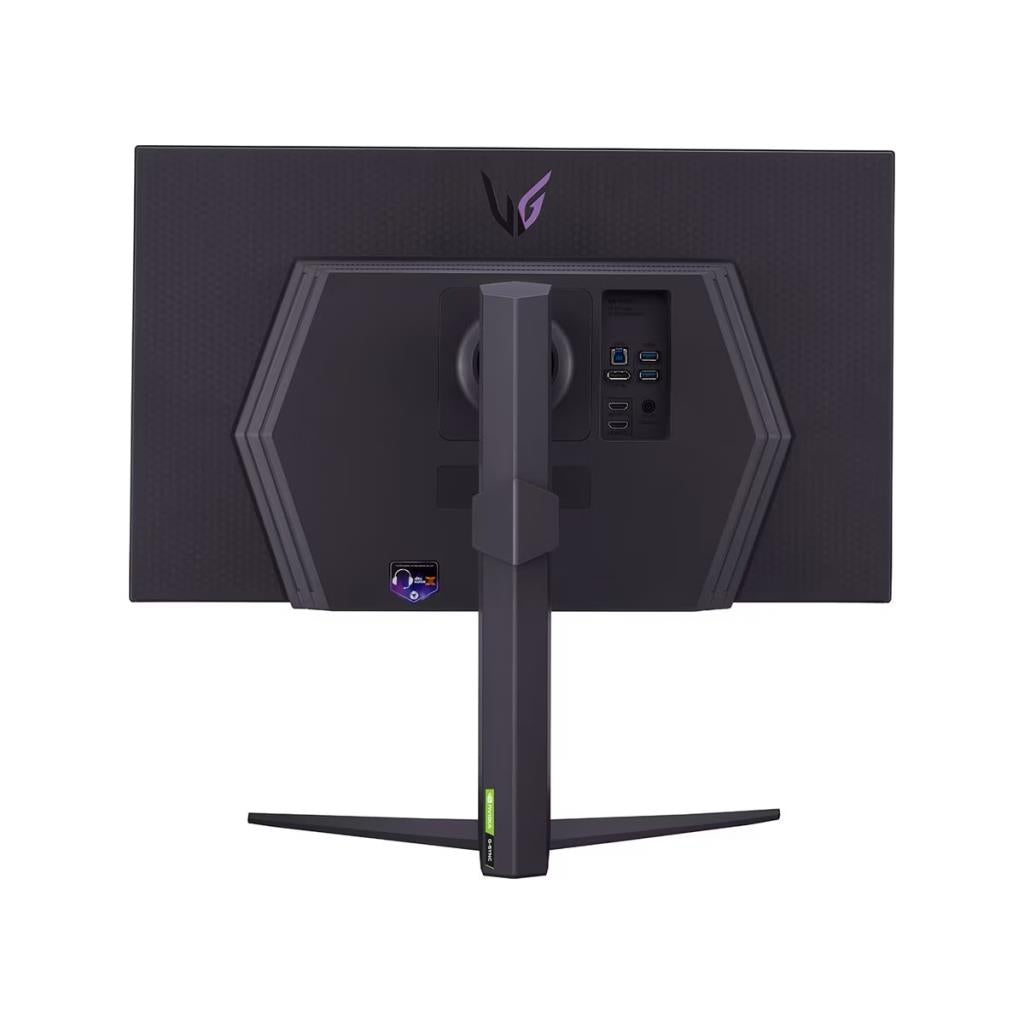 LG UltraGear 27GR93U-B 27" 1 ms 4K Pivot IPS 144 Hz Oyuncu Monitörü Teşhir