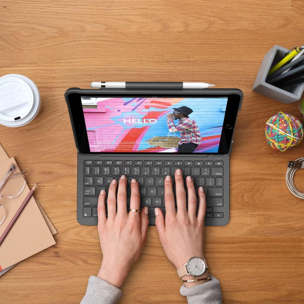 Logitech Slim Folio iPad 10.2 inç 7. ve 8. Nesil ile Uyumlu Klavyeli Kılıf Gri Teşhir