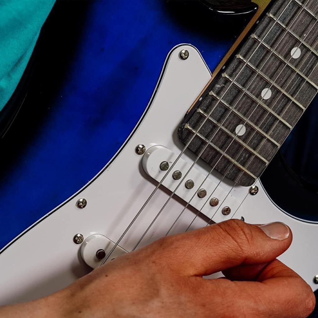 Midex AGE-80BL Amfili Full Elektro Gitar Seti 4/4 Yetişkin 39 İnç Blue - OUTLET