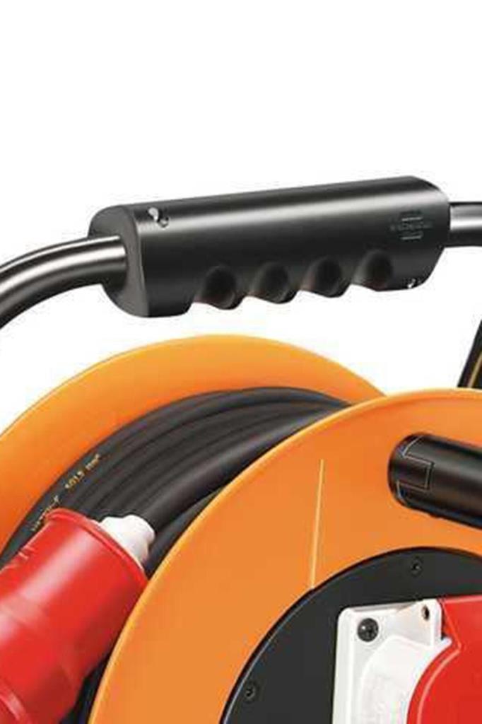 Brennenstuhl Brobusta Serisi IP44 Lisanslı Suya Dayanıklı CEE 1 + 2 Soketli 40 Metre Makaralı Kablo Outlet