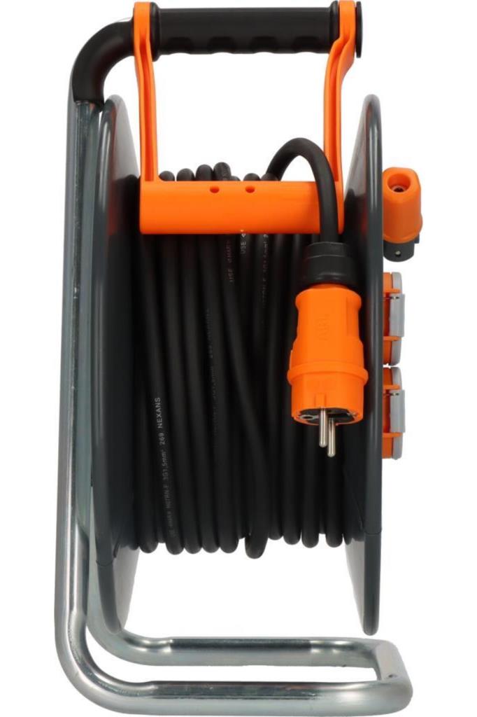 Brennenstuhl ProfessionalLINE SteelCore Serisi 5 Yıl Garantili IP44 Lisanslı Çelik Tambur Makaralı Kablo H07RN-F 3G2.5, 33 Metre Outlet