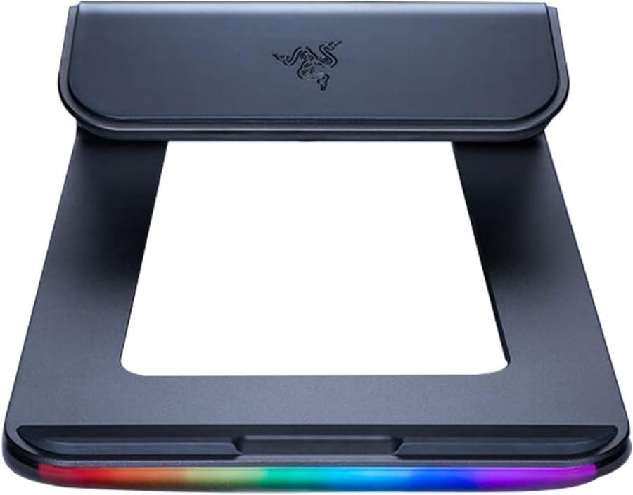 Razer Dizüstü Bilgisayar Standı Chroma - RGB Chroma Aydınlatmalı Dizüstü Bilgisayar Standı (3 Portlu USB 3.0 Hub, 18 Derece Eğim Açısı, Alüminyum ve Ergonomik Tasarım) Siyah Teşhir