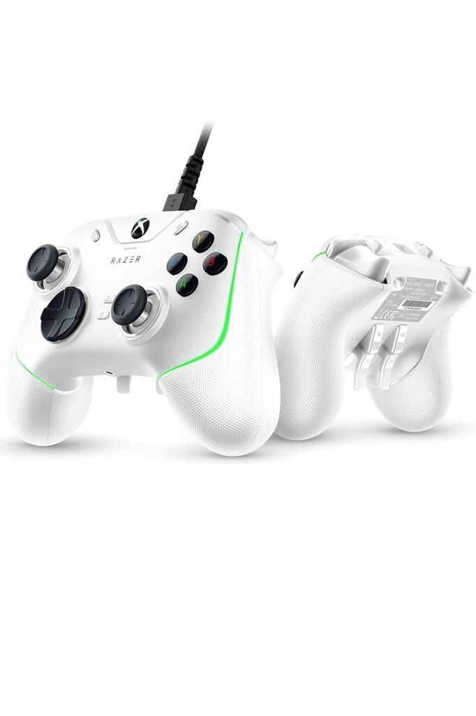 Razer Wolverine V2 Chroma RZ06-04010200-R3M1 Beyaz Kablolu Oyun Kolu Teşhir
