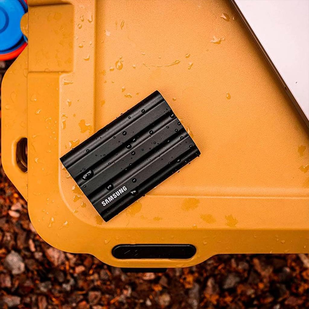 Samsung T7 Shield MU-PE2T0S/WW Black USB 3.2 2TB Portable SSD (Samsung Türkiye Warranty)