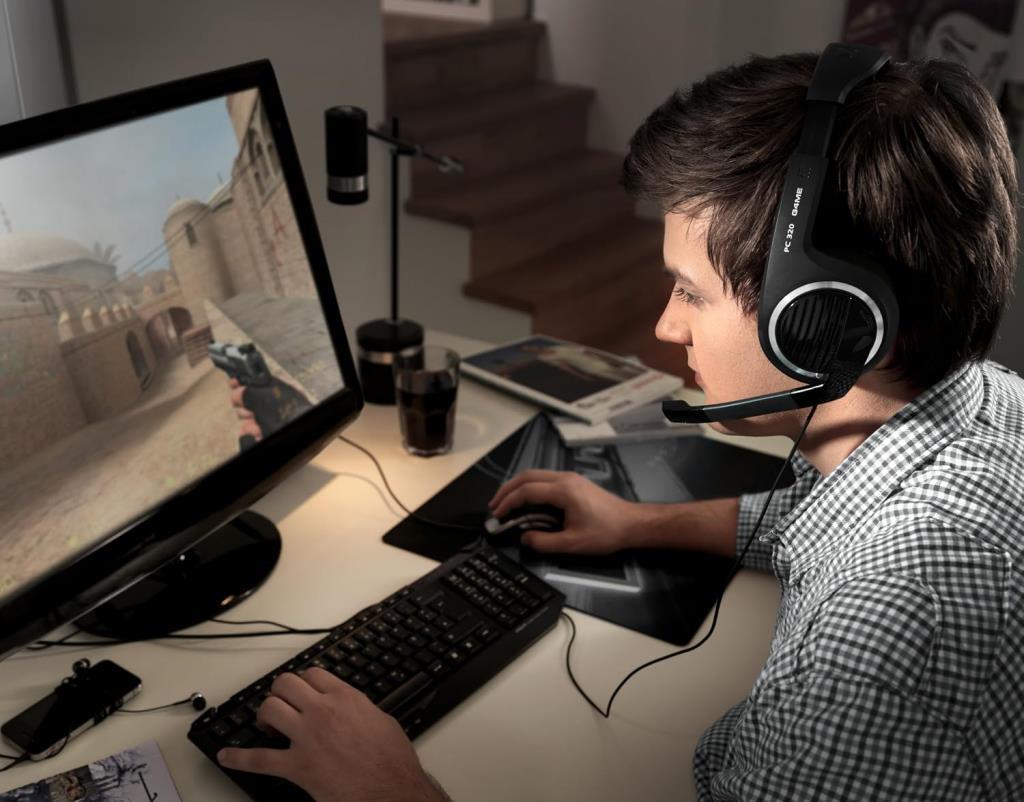 Sennheiser PC 320 Mikrofonlu Oyuncu Kulaklığı - OUTLET