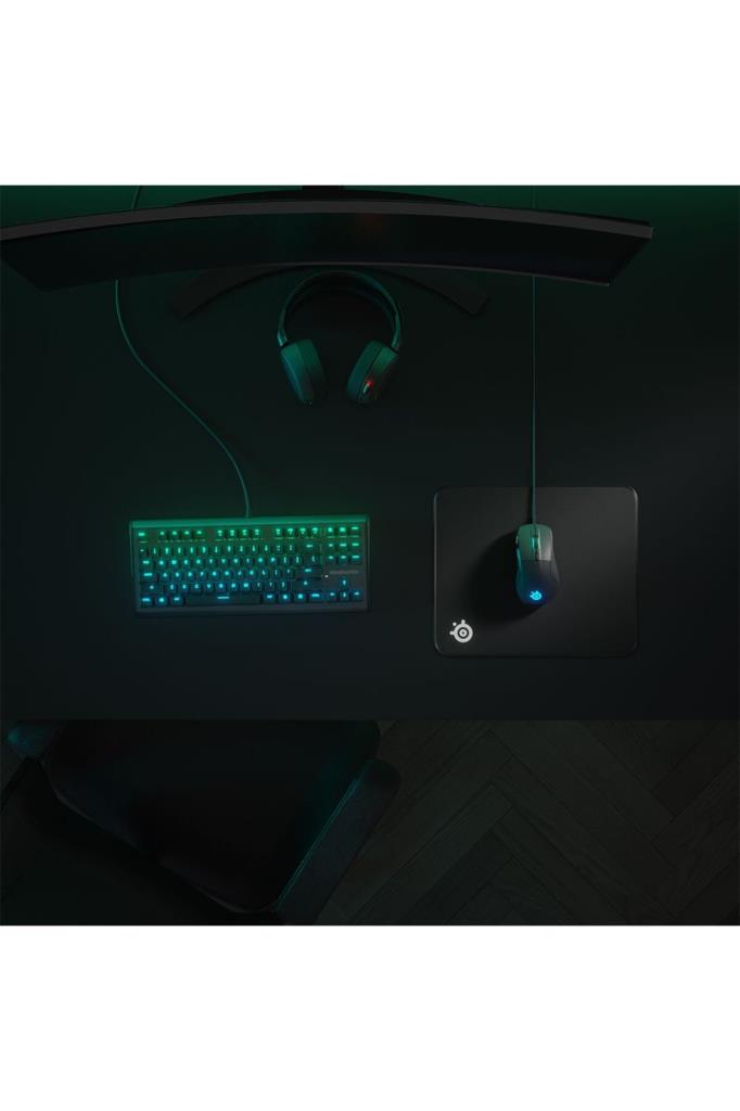 لوحة ماوس SteelSeries Qck Edge متوسطة الحجم 