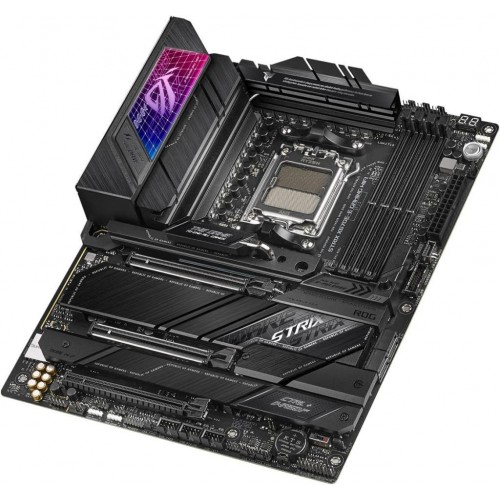 Asus Rog Strix X670E-E Gaming Wi-Fi AMD AM5 DDR5 ATX Anakart Teşhir