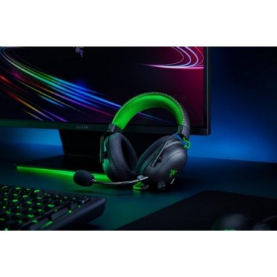 Razer Blackshark V2 Special Edition RZ04-03230200-R3M1 Kablolu Mikrofonlu Kulak Üstü Oyuncu Kulaklığı